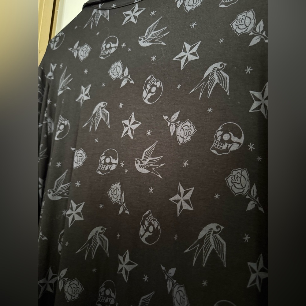 🆕 Torrid Super Soft Button Through Long Sleeve Sleep Shirt size 2 - Picture 10 of 10